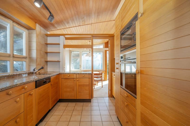 Generous plot in an idyllic location with many possibilities (7)