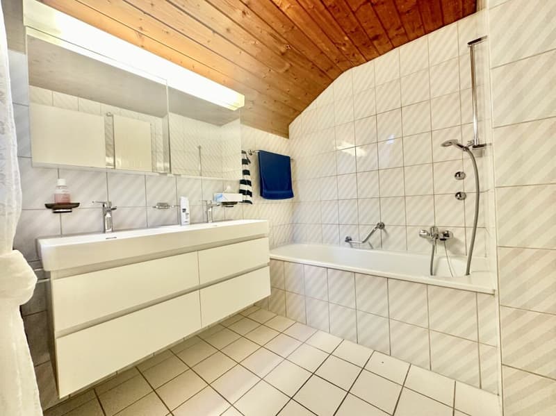 Charming Multi-Family House in Burgdorf (11)