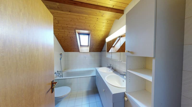 CHARMANTE 3.5-ZIMMER-MAISONETTE-WOHNUNG - Inklusive Tiefgaragenplatz (9)