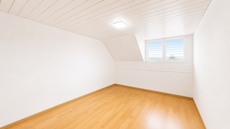 Einzigartige 5.5-Zimmer-Dachwohnung mit Galerie (6)