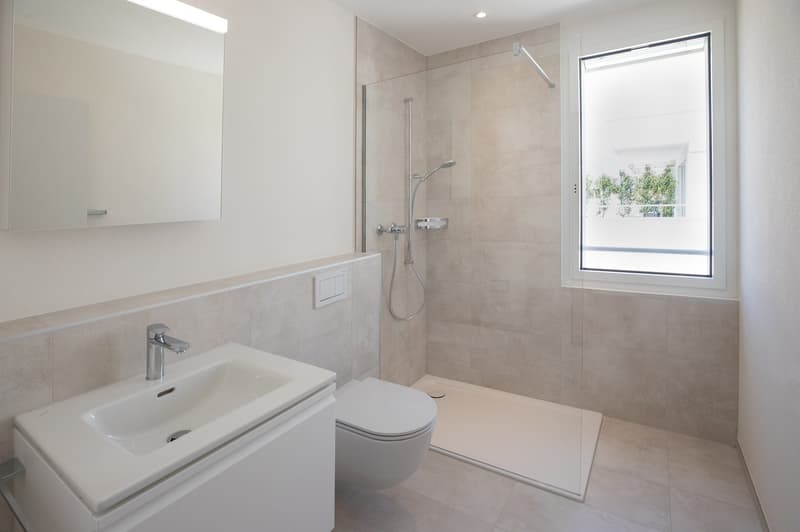 Appartement attique spacieux de 5,5 pièces à Büren an der Aare – moderne, lumineux et calme (6)