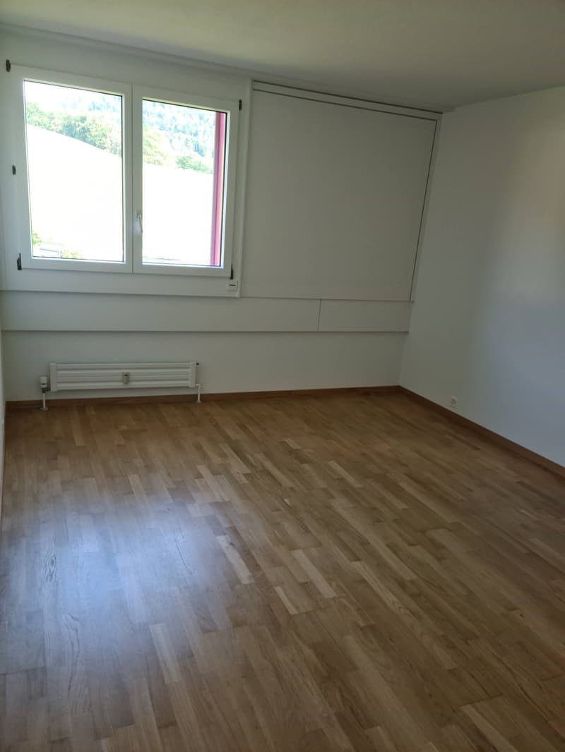 Sanierte 3.5-Zimmerwohnung mit Balkon in Schliern bei Köniz (5)