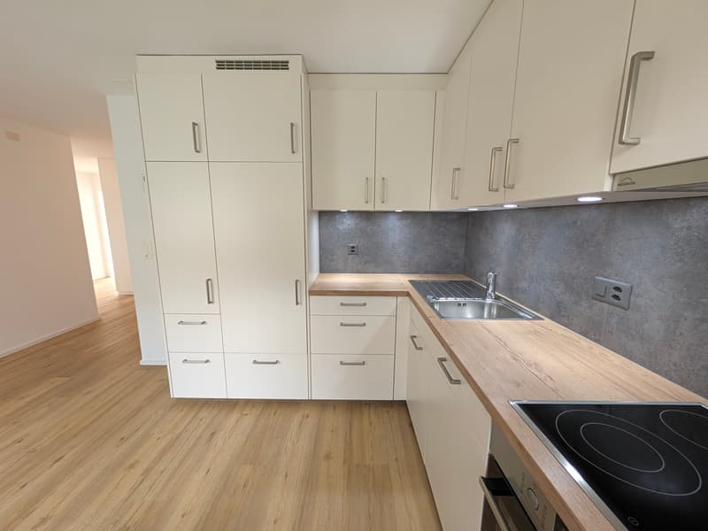 Sanierte 3-Zimmerwohnung mit Balkon und schöner Aussicht in Grenchen (1)