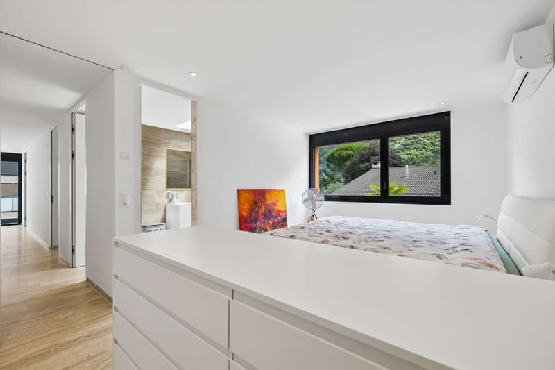 Maison neuve avec jardin méditerranéen (10)