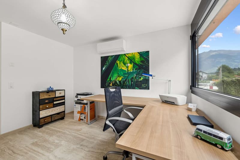 Maison neuve avec jardin méditerranéen (12)