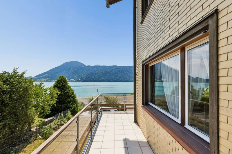 Vollvermietetes Dreifamilienhaus am Ägerisee - Potenzial für Ersatzneubau (2)