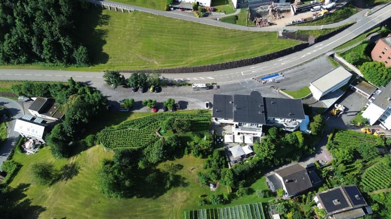 Hotel & Ristorante con appartamenti, vigneto e terreno edificabile in posizione premium sul lago di Walensee (3)