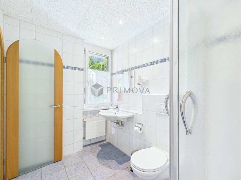 Hotel & Ristorante con appartamenti, vigneto e terreno edificabile in posizione premium sul lago di Walensee (21)