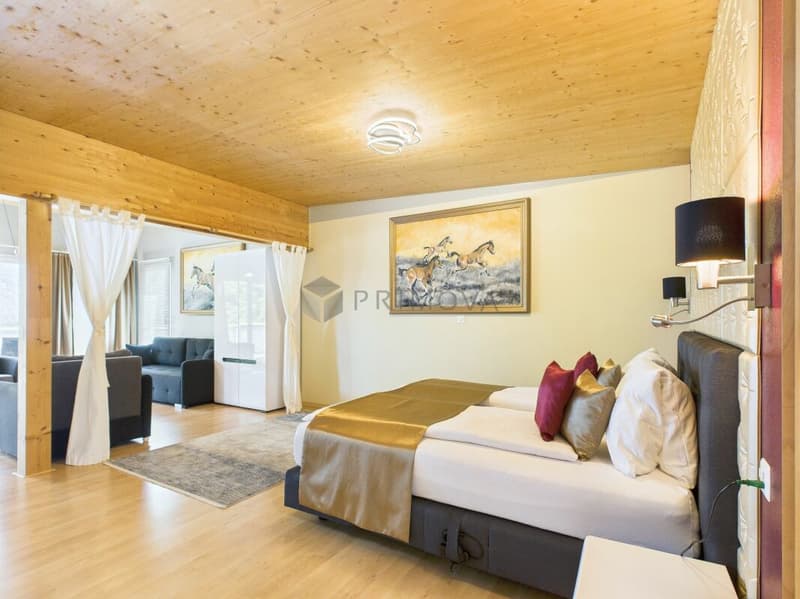 Hotel & Ristorante con appartamenti, vigneto e terreno edificabile in posizione premium sul lago di Walensee (24)