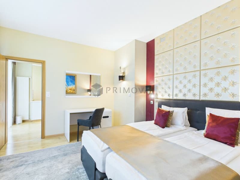 Hotel & Ristorante con appartamenti, vigneto e terreno edificabile in posizione premium sul lago di Walensee (19)