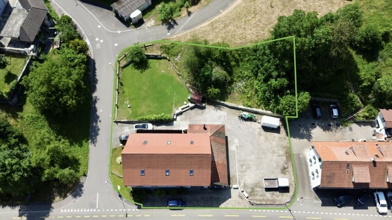 Dove le famiglie crescono e costruiscono i loro sogni - Casa multifamiliare con potenziale di sviluppo (14)
