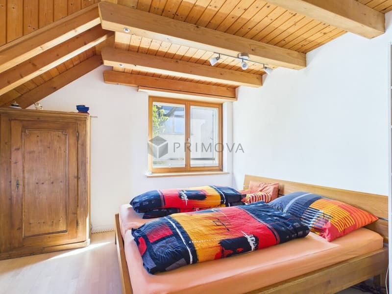 Attractive 4.5-room maisonette attic apartment with gallery and plenty of living space (5)