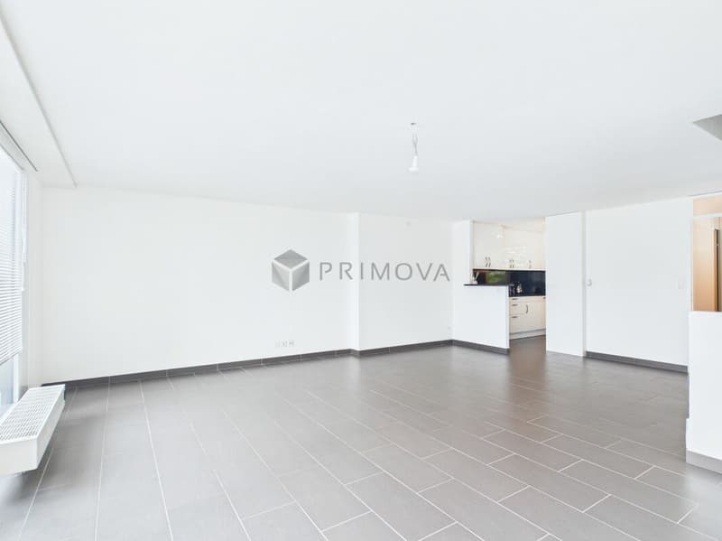 Modern 5.5 room maisonette offers exclusive living on three floors like a single-family house (2)
