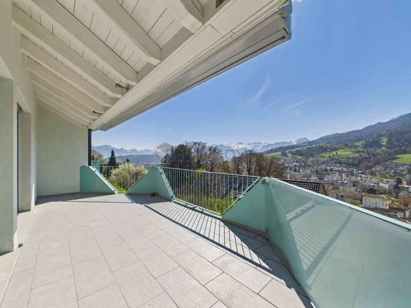 Gioiello di casa su Sonnenberg - la casa a schiera duplex con vista su Pilatus (2)
