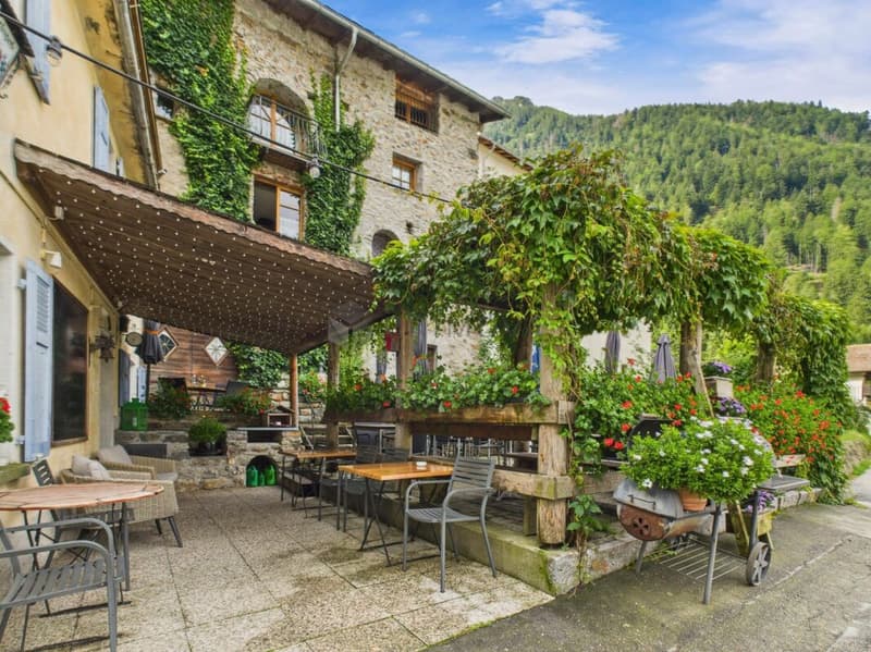 Hotel & Ristorante con appartamenti a Miralago (3)
