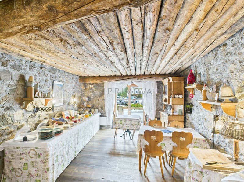 Hotel & Ristorante con appartamenti a Miralago (6)