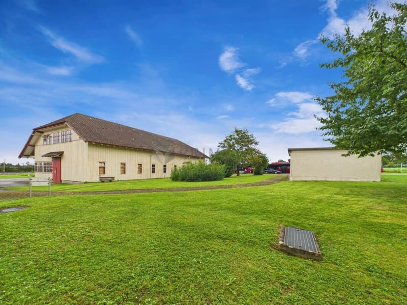 Spacious property with numerous possibilities - Commercial property with Lake Constance charm (17)