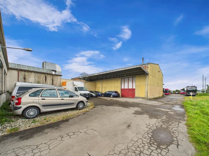 Spacious property with numerous possibilities - Commercial property with Lake Constance charm (15)