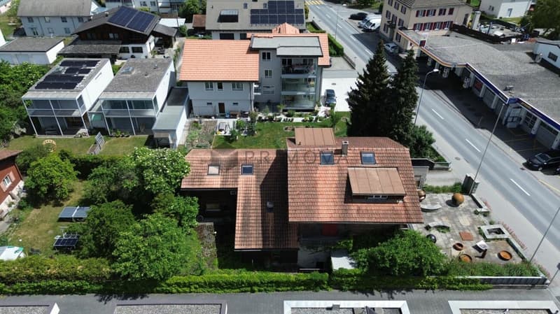 Traditional chalet with gastronomy and two residential units on a spacious plot (3)