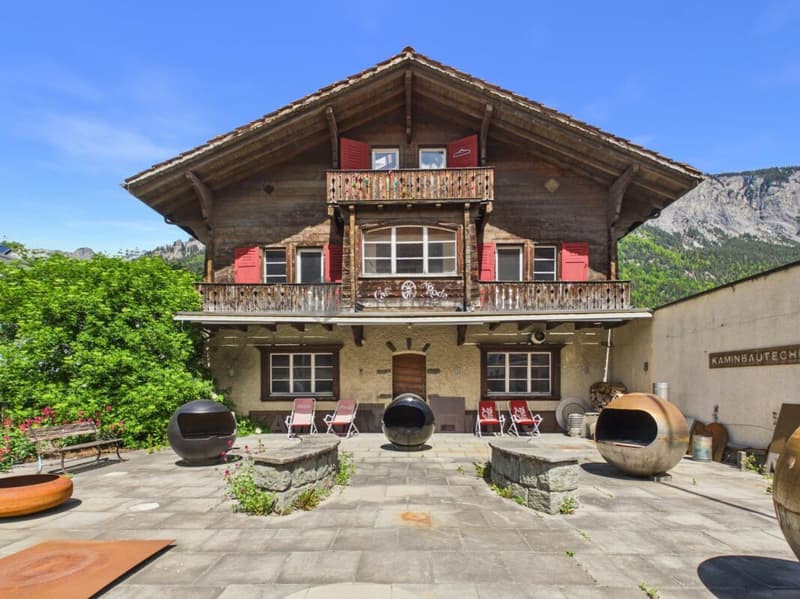 Traditional chalet with gastronomy and two residential units on a spacious plot (10)
