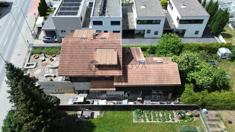 Traditional chalet with gastronomy and two residential units on a spacious plot (2)