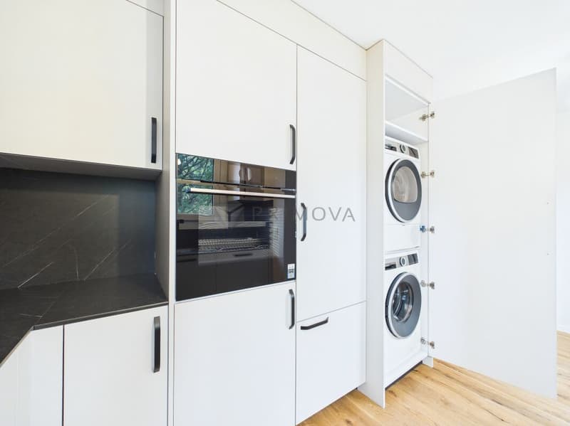 High-quality renovated 3.5-room apartment in a sought-after residential area (5)