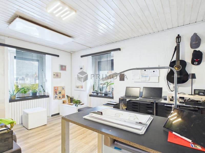 Charming multi-family house with development potential in a quiet location in Rhäzüns (7)