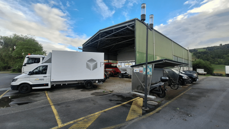 Hall commerciale avec espace extérieur - idéale pour la logistique et le transport (5)