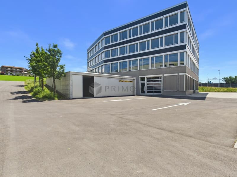 A lot of space for your visions: new all-rounder room in the heart of Buchrain (8)