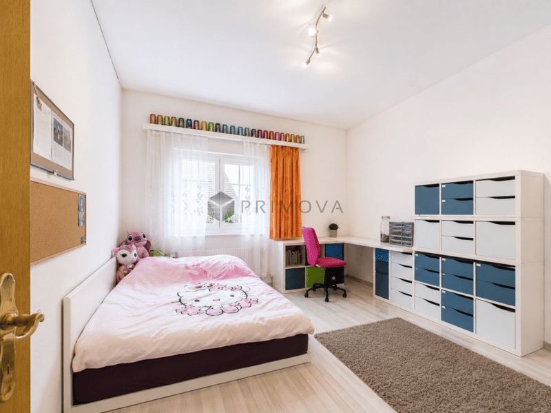 Votre nouvelle maison à Wängi - Maison mitoyenne spacieuse avec jardin et cheminée (8)