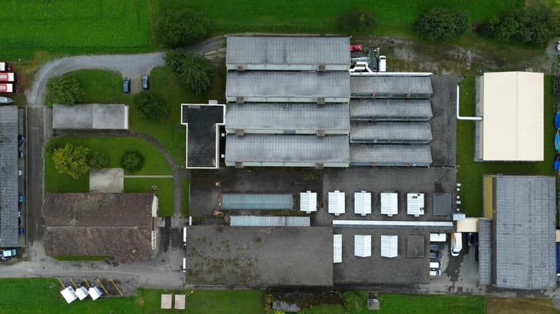 Spacious property with numerous possibilities - Commercial property with Lake Constance charm (19)