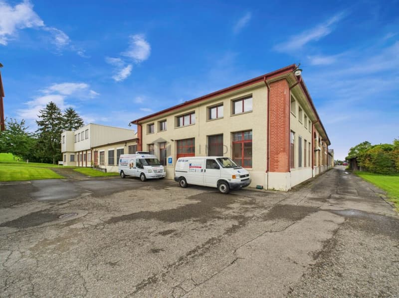 Spacious property with numerous possibilities - Commercial property with Lake Constance charm (17)