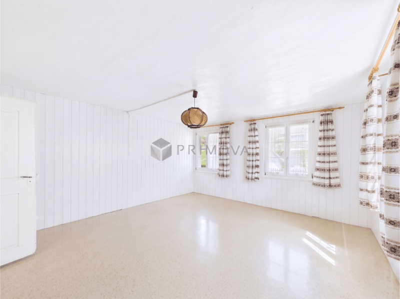 Renovation object with charm and potential in the heart of Bachs (4)