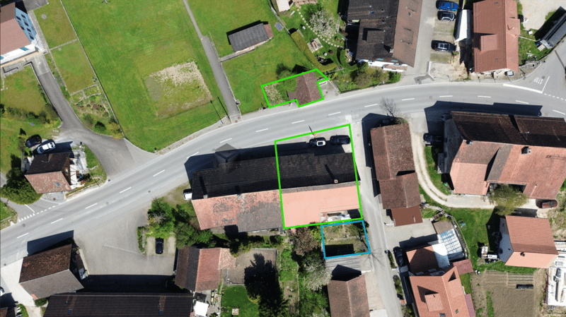 Renovation object with charm and potential in the heart of Bachs (13)