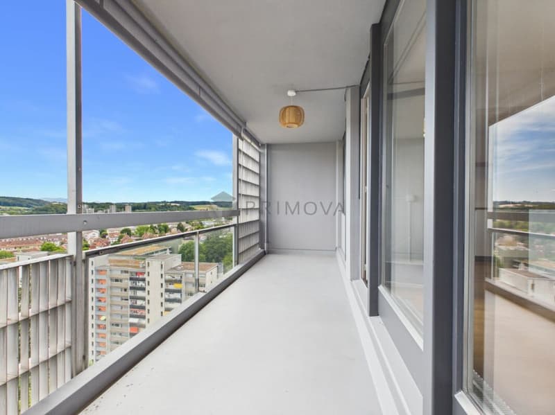 Urban outlook over Bern, stylish living on the 19th floor (10)