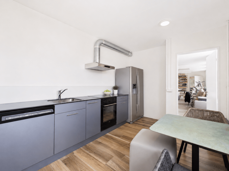Showroom, Warehouse & Rooftop Terrace - achievable gross return up to 6% (6)