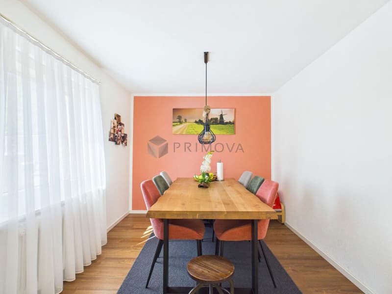 Casa unifamiliare con annessi su un terreno fantasticamente grande (5)