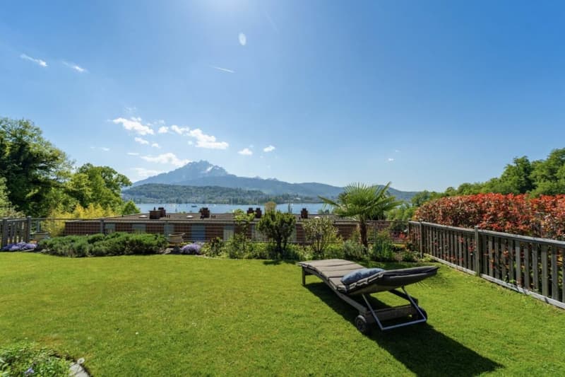 Lakeview spot above Lake Lucerne, elegant row house jewel in Lucerne (1)