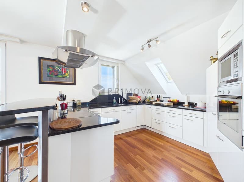 Bright and airy maisonette with style, charm, and a breathtaking view (5)