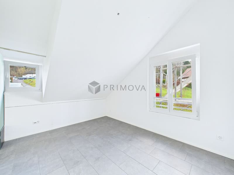 Helle 4.5 Zimmer-Wohnung mit schöner Aussicht und attraktivem Wohnkomfort (7)