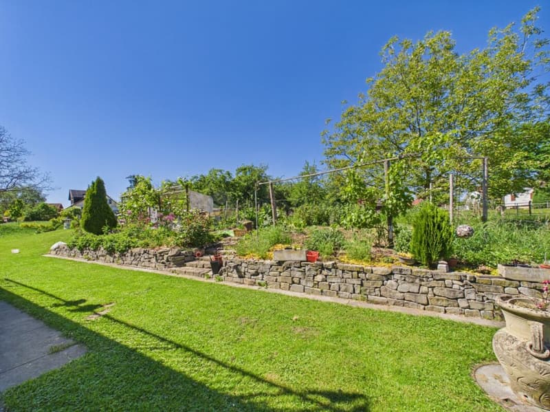 Der perfekte Mix aus Wohnkomfort & Gartenparadies (1)