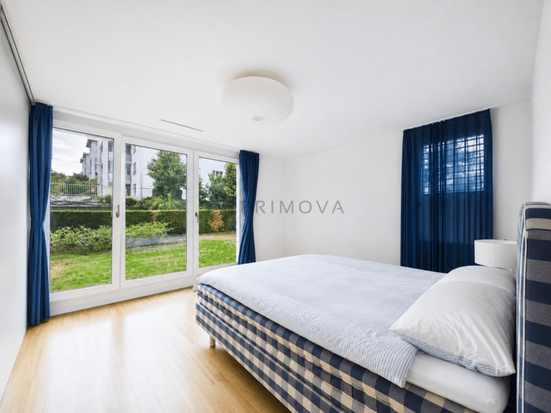 4.5 Zimmer-Gartenwohnung mit Wintergarten und eigenem Garten (7)