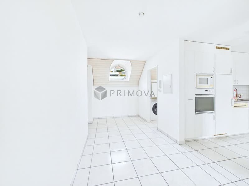 Licht, Charme & Gemütlichkeit - 2.5 Zimmer-Dachwohnung in Klingnau (3)