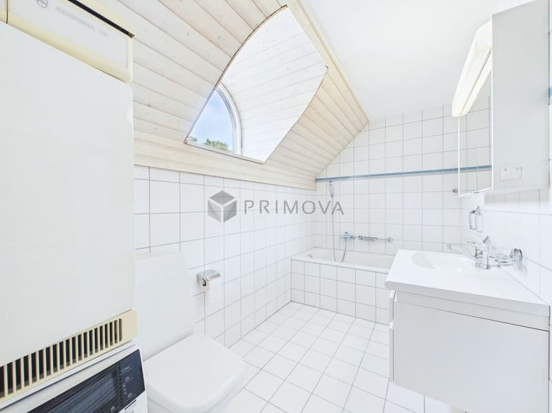 Licht, Charme & Gemütlichkeit - 2.5 Zimmer-Dachwohnung in Klingnau (8)