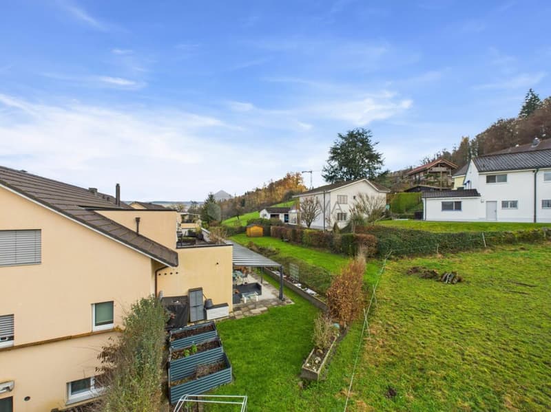 Wohnen mit Weitblick - helle 4.5 Zimmer Wohnung mit 1.01 % Hypothek (15)