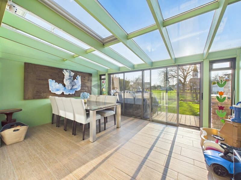 Frisch renoviertes Familienidyll mit Garten und Spielparadies im Dachgeschoss (1)