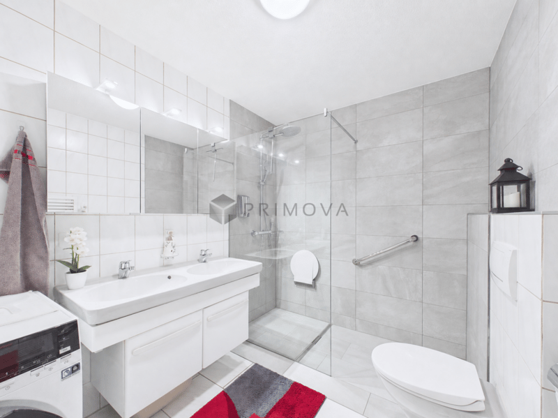 Helle 3.5 Zimmer-Wohnung mit Cheminée und Balkon in ruhiger Lage (5)