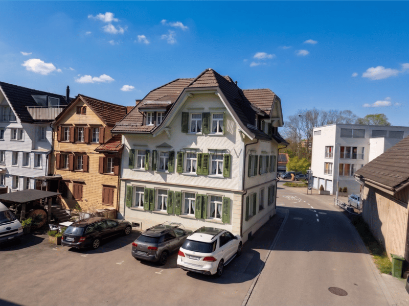 Attraktives Eckhaus mit zwei Wohneinheiten - ideal für Familien oder Investoren (1)