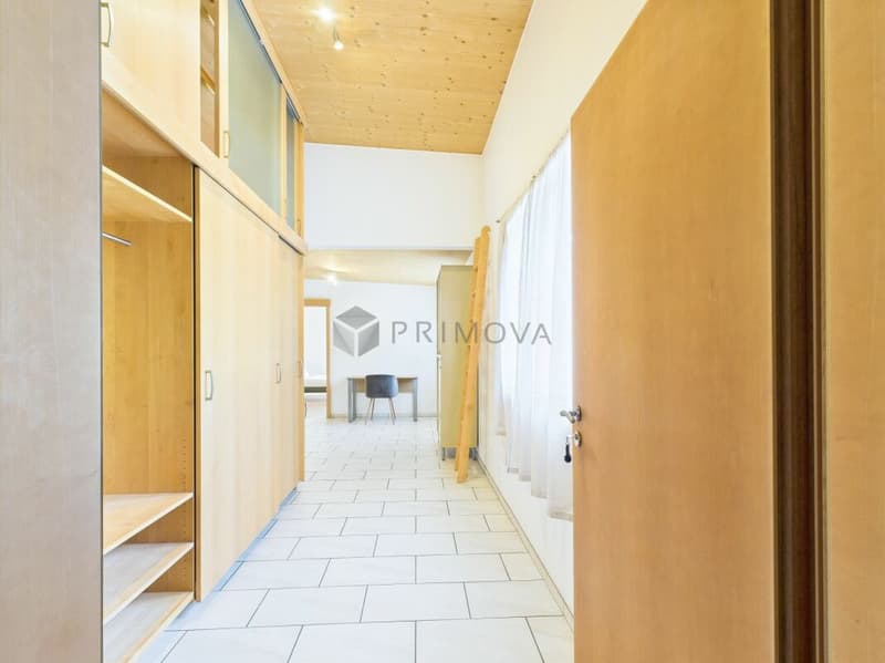 Wohnen am See: Möblierte 2.5 Zi.-Ferienwohnung mit Panorama-Terrasse & Parkplatz (8)