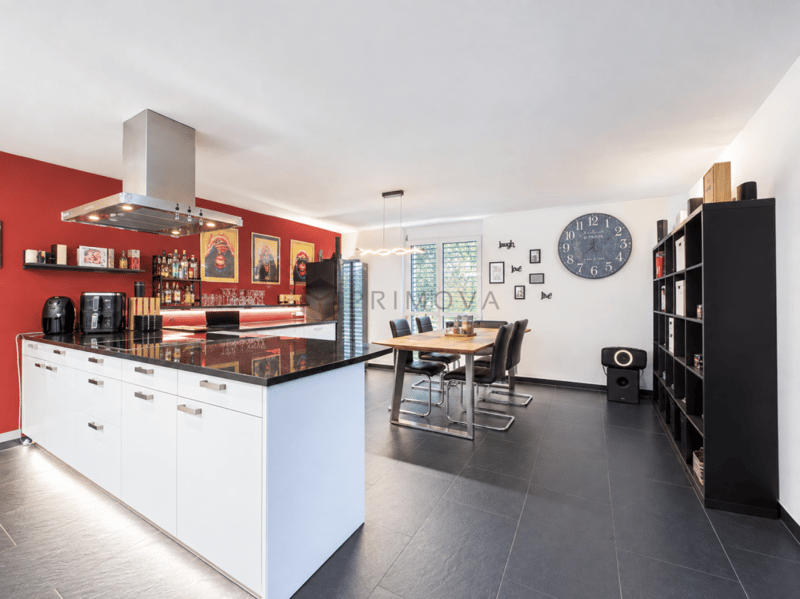 Sonniges Wohnen mit Weitblick und 50m² private Terrasse (4)